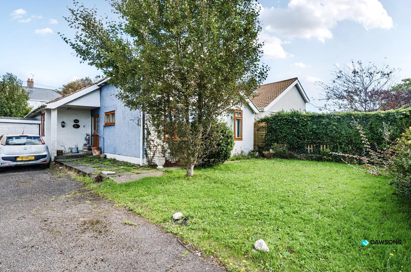 Whitestone Avenue, Bishopston, Swansea, SA3 3DA